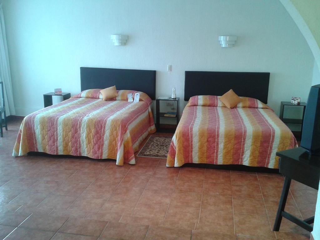 Hotel Fortin De Las Flores Room photo