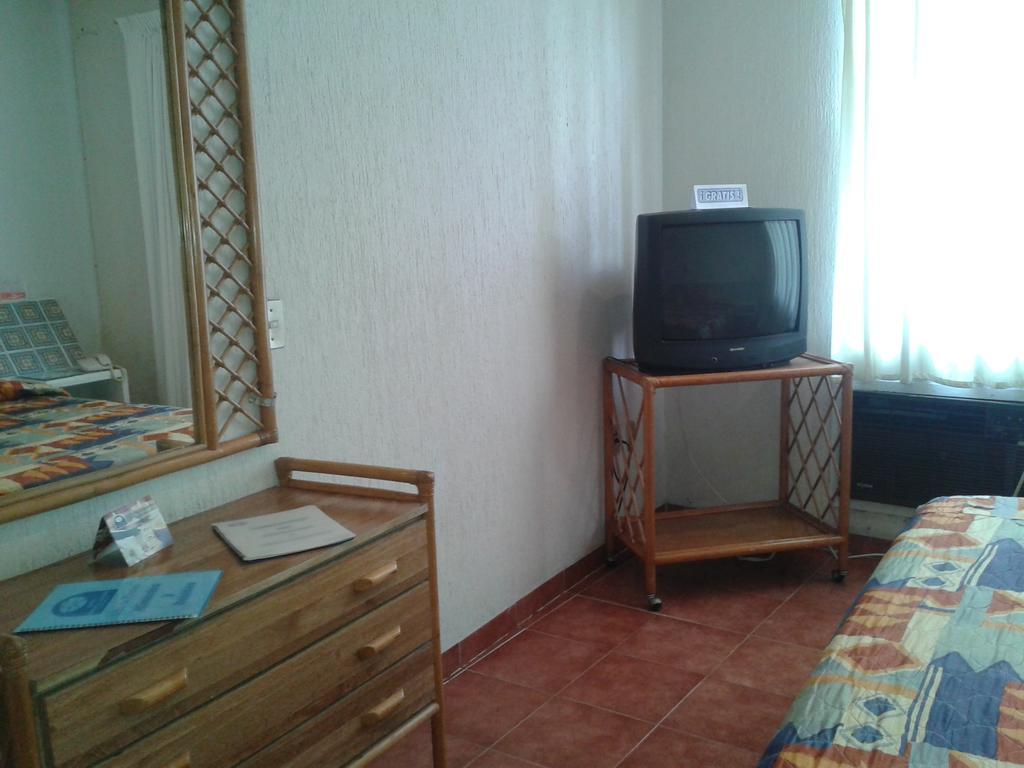 Hotel Fortin De Las Flores Room photo